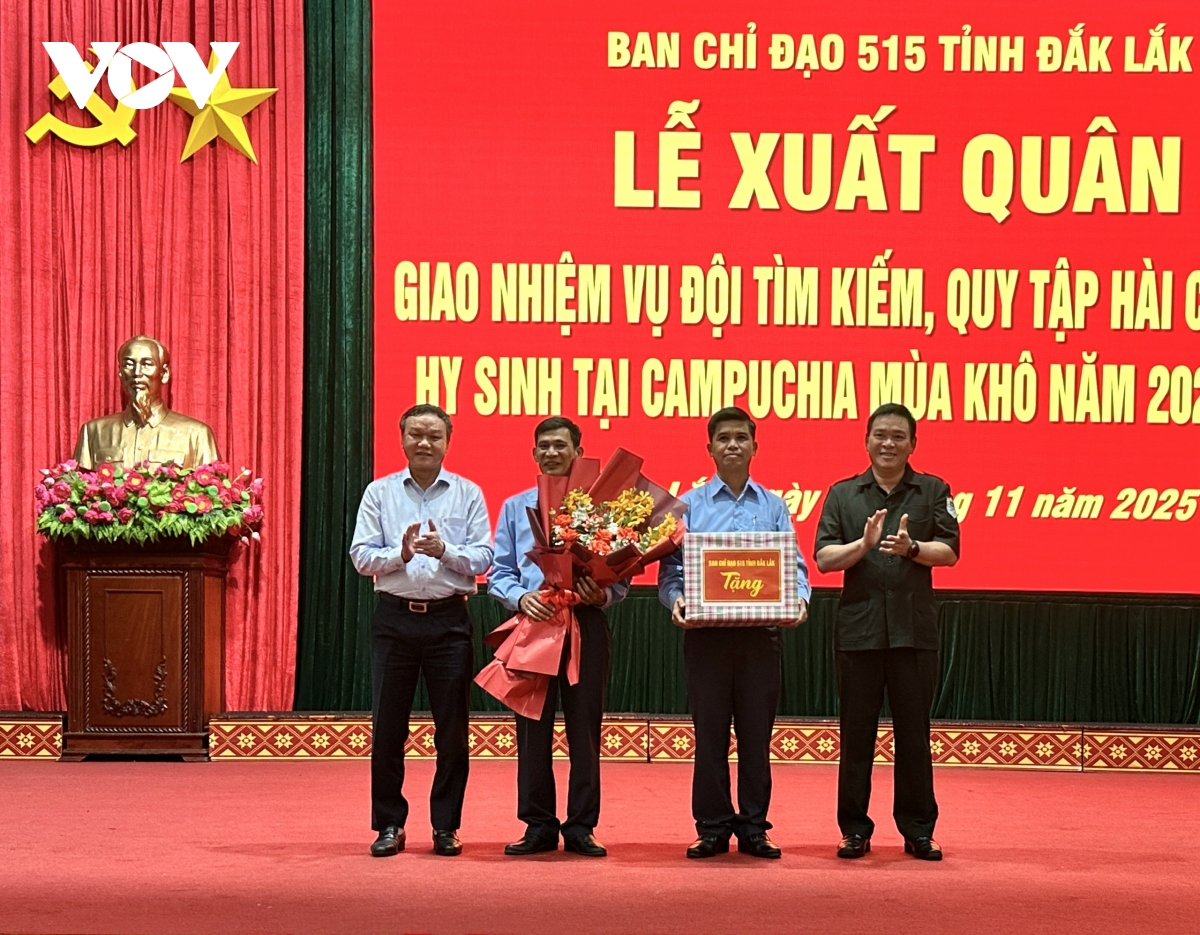 Đội K51 xuất quân thực hiện nhiệm vụ quy tập hài cốt liệt sĩ hy sinh tại Campuchia